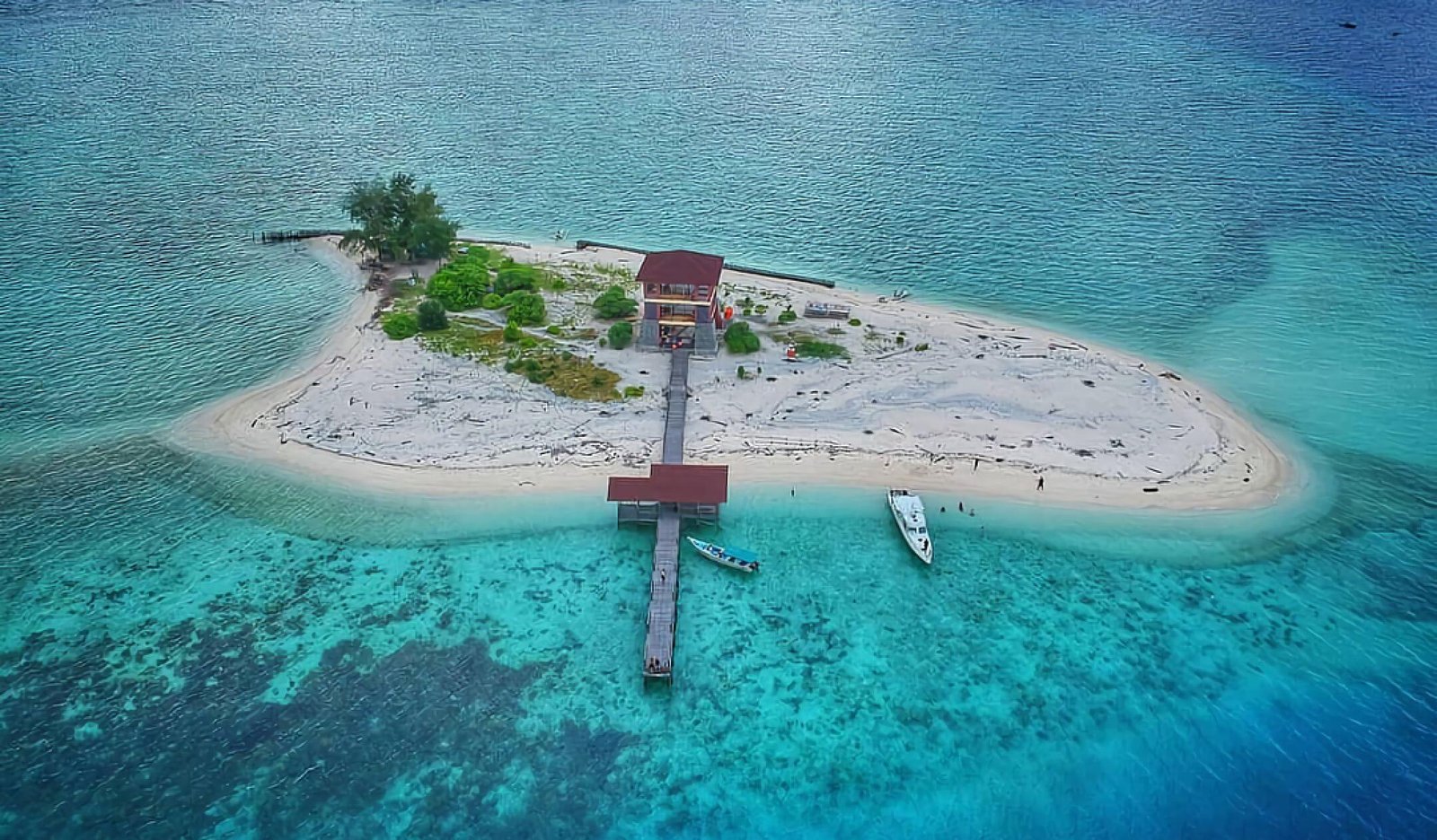 Lima Tempat Traveling yang Cocok di Sulawesi Selatan saat Tahun Baru 1 kodingareng keke