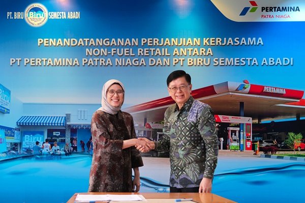 Ki Ka Kania Hapsari Manager Non Fuel Retail Business PT Pertamina Patra Niaga Yantje Wongso Direktur PT Biru Semesta Abadi