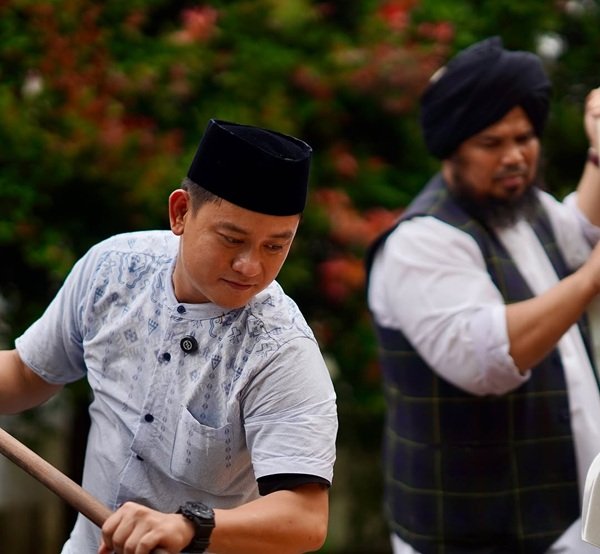 Bobon Santoso dan Ust. Derry
