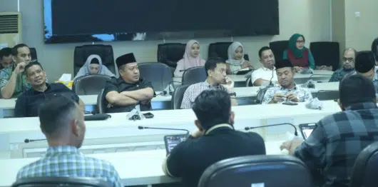 DPRD Makassar Rapat Banggar Tindak Lanjuti Instruksi Presiden soal Efisiensi APBD 2025