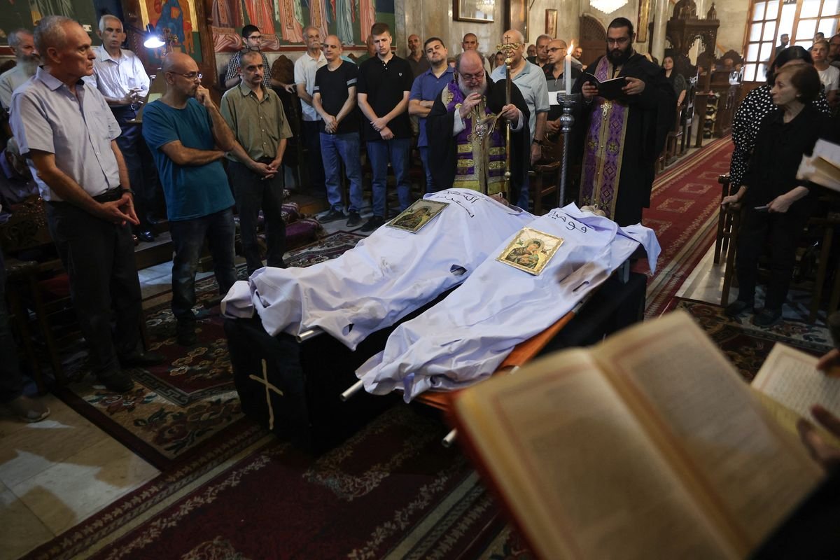 Israel Bom Satu satunya Gereja Katolik di Gaza Tiga Orang Tewas