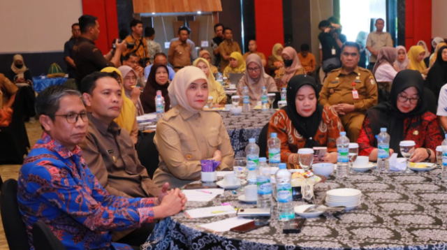 Wakil Wali Kota Makassar Hadiri Rakor dan Evaluasi TPPS se Sulsel di Dalton Hotel