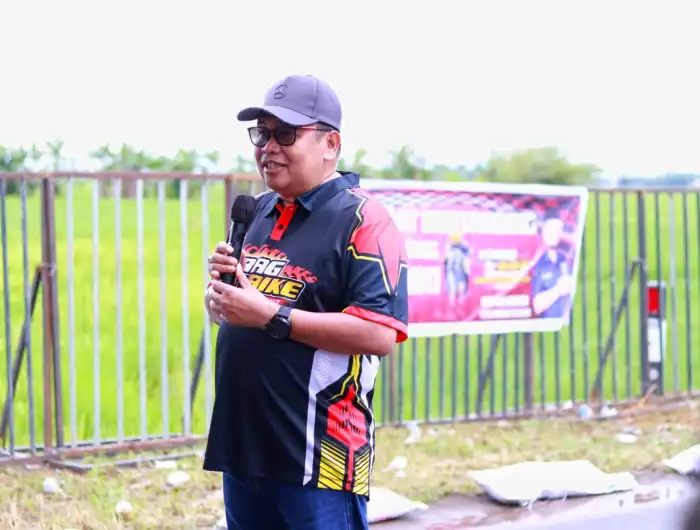 Dukung Otomotif di Takalar Bupati Takalar Lepas Peserta Drag Bike