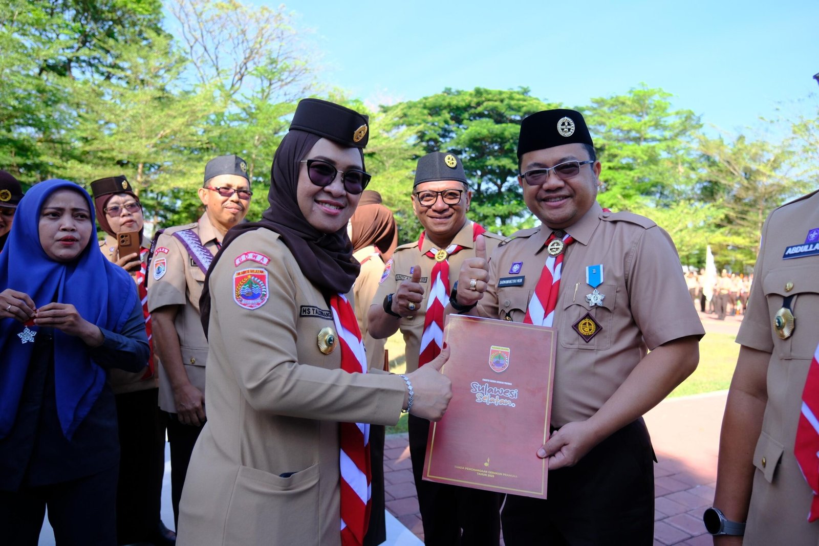 Wabup Gowa Terima Tanda Penghargaan Lencana Pancawarsa II scaled