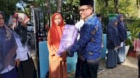 1.663 Siswa MTs Maros Terima Seragam Gratis