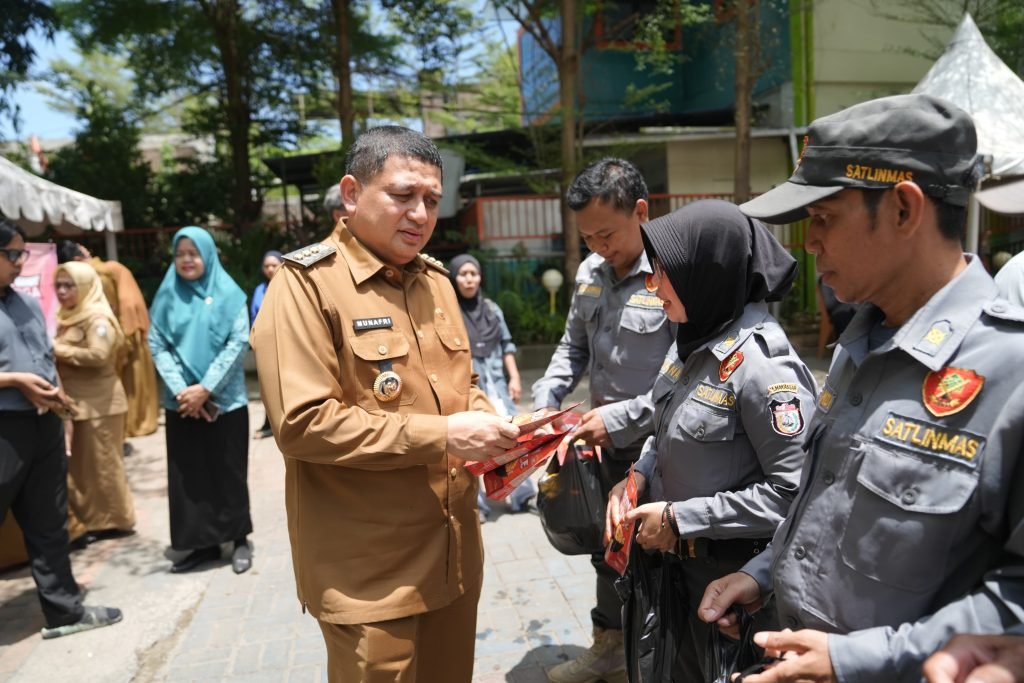 GPM Serentak Warnai HUT ke 356 Sulsel Pemkot Makassar Hadirkan 5 Titik Pasar Murah