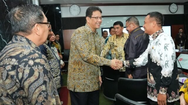 Perjuangkan Pemerataan Pembangunan Gubernur Sulsel Sampaikan Aspirasi Daerah ke Menkeu