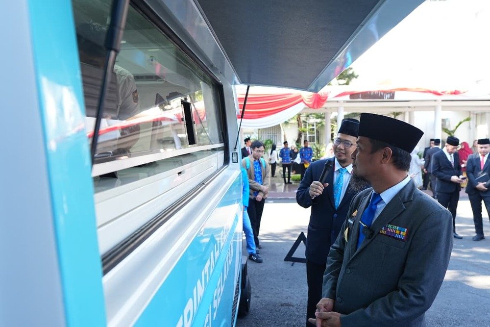 Sulsel Hadirkan Mesin Pencetak KTP Mobile Pertama