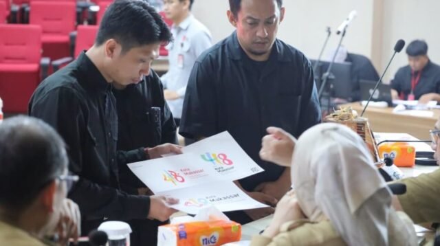 lomba logo