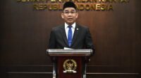 SENAYAN PINGGIR SENAYAN PINGGIR