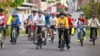 Bupati Barru Andi Ina Kartika Sari Gowes Keliling Kota Saat CFD Pantau Infrastruktur dan Sapa Warga