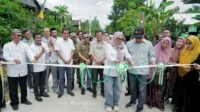 Bupati dan Wabub Barru Resmikan Jalan Rabat Beton Passedde Warga Akhirnya Nikmati Akses Setelah 18 Tahun