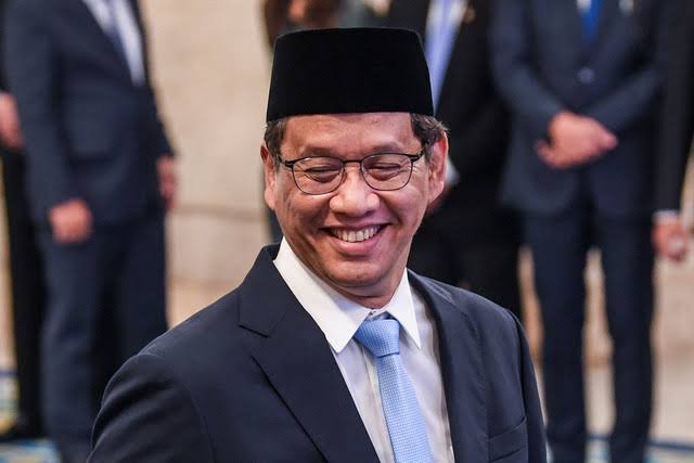 MENKEU PINGGIR