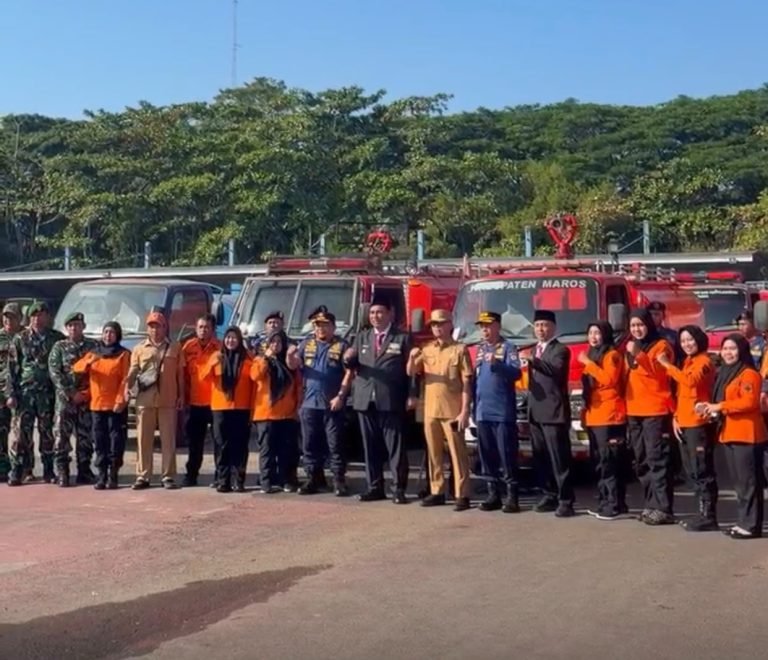 Antisipasi Dampak Kekeringan Pemkab Maros Kerahkan 16 Armada Tangki Air Bersih