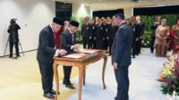 Lantik Pejabat Baru OJK Perkuat Kinerja Organisasi