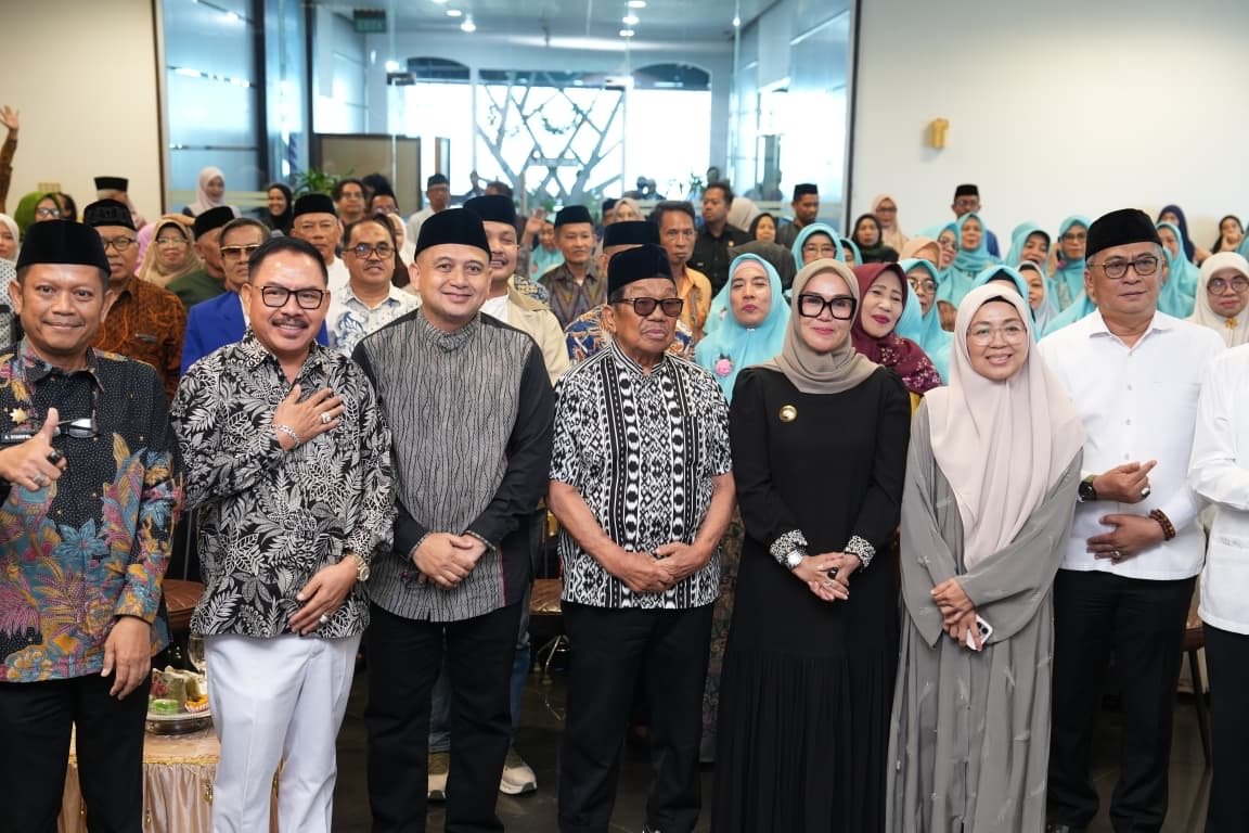 Munafri Melinda Hadiri Maulid KKDB Perkuat Silaturahmi Warga Barru di Makassar