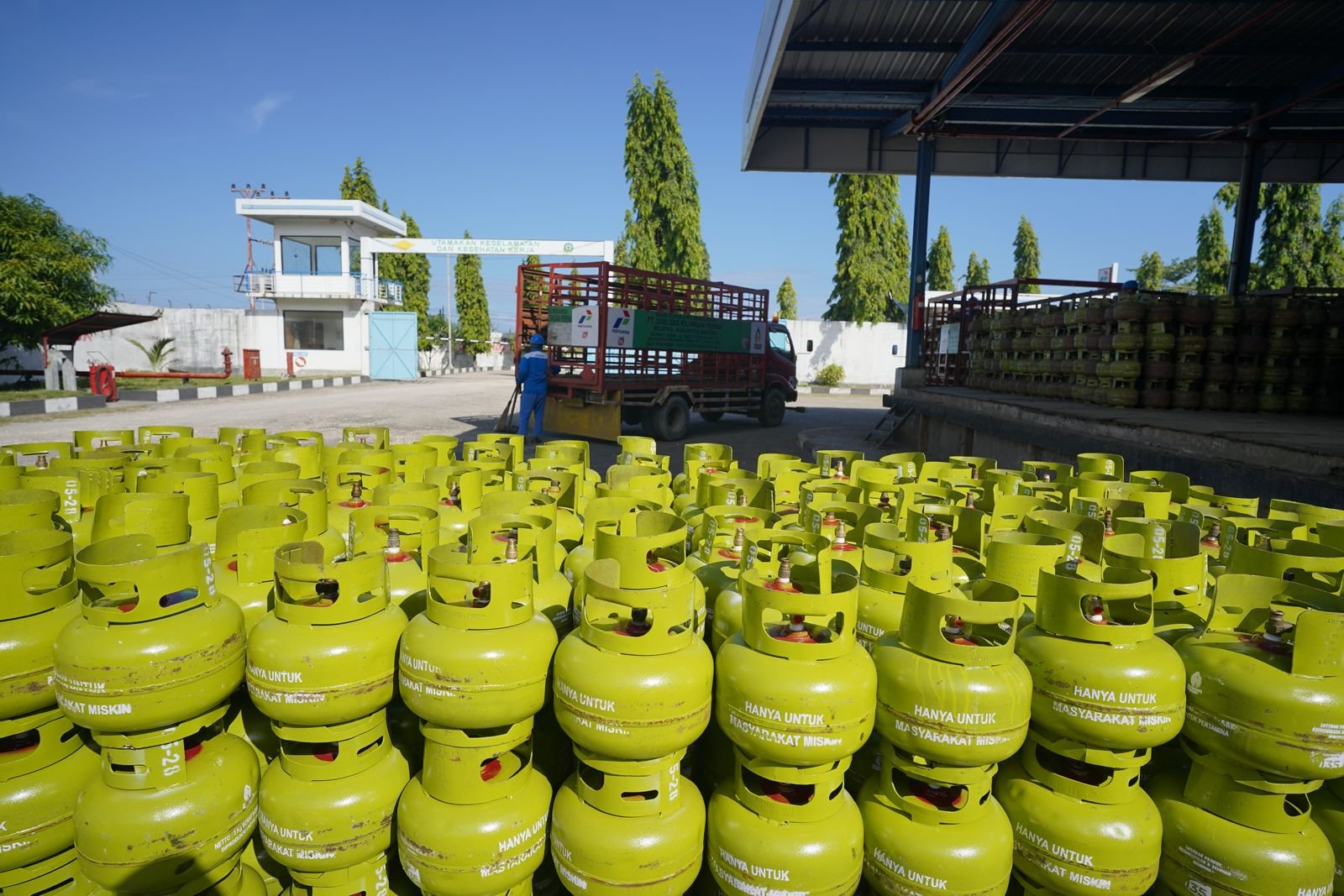 Pertamina Tambah Pasokan LPG 3 Kg hingga 65 di Sulselbar